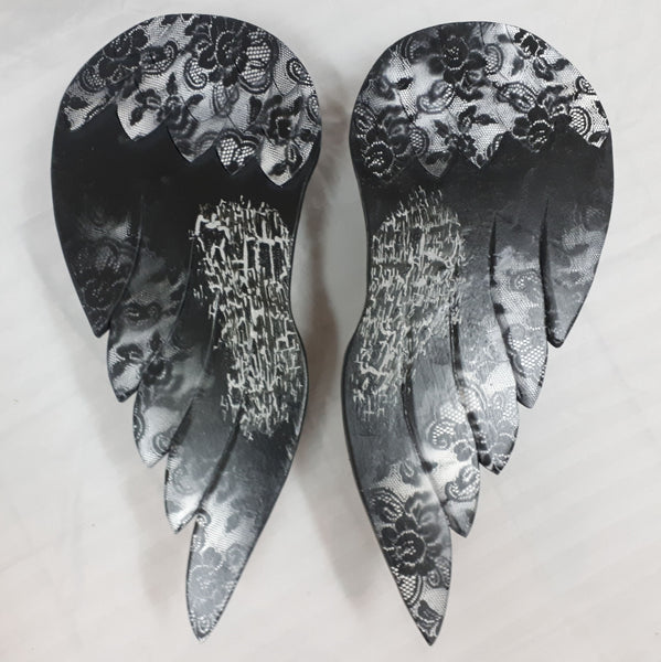 Medium Black & White Angel Wings